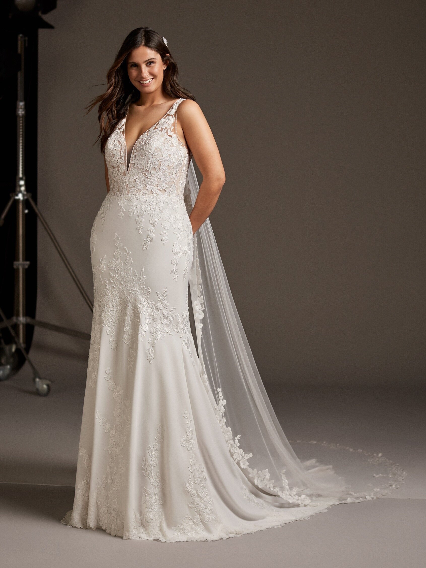 Alcyone by Pronovias Wedding Dress — Ellis Blake Alcyone by Pronovias Wedding Dress — Ellis Blake